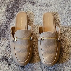 Nautica Womens mules size 9